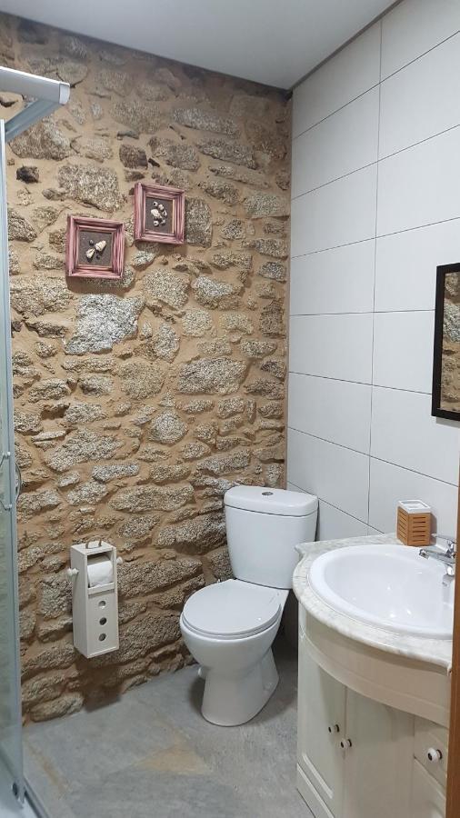 A Paragueria Sas de Penelas Esterno foto